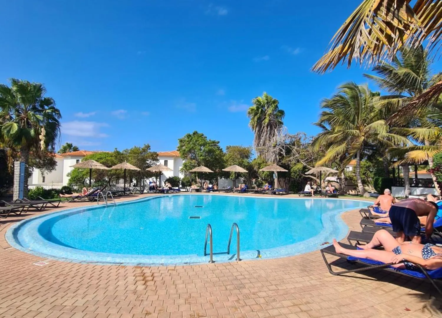 Unique Poolside Apartment Santa Maria